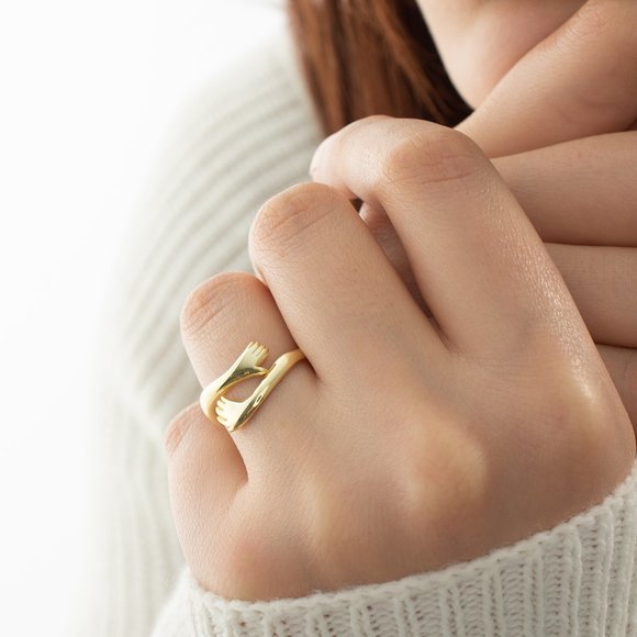 Hug Ring, Hang Hug Ring, Hug Hand Gold Ring, Adjustable Love Hug Ring - Picture 9 of 10